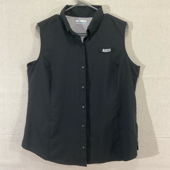 Columbia sportswear company.
Black , XL, women’s ,  vest . A+++ - Picture 1 of 7